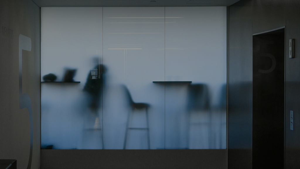 Embedded Corporate Security Agent - Plain Clothes, CCW